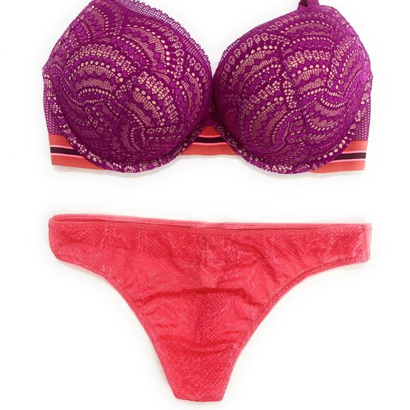 Victoria´s Secret 32D Medium Bombshell Bra Set NEW